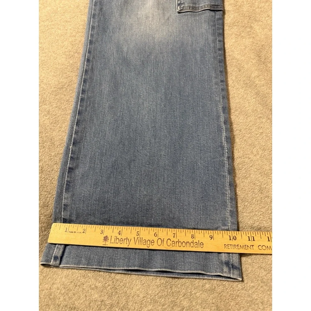 American Eagle Outfitters product pair